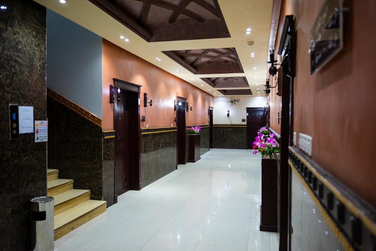 Ahlin Serviced * Riyadh