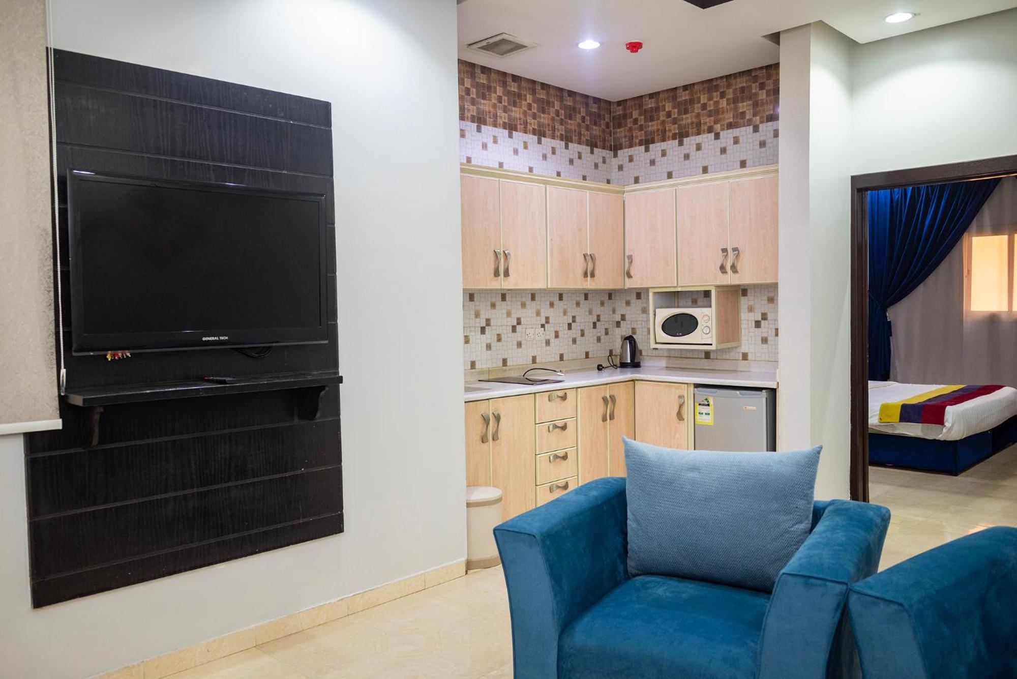 Apartemen Ahlin Serviced *