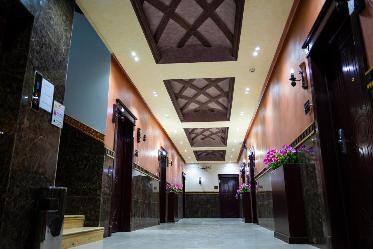Ahlin Serviced * Riyadh