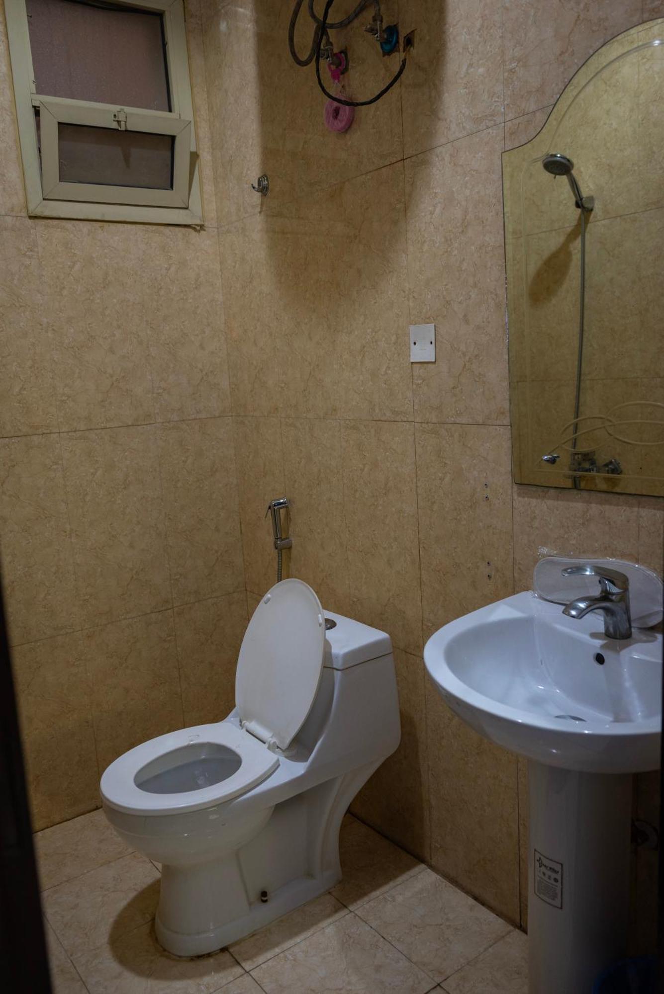 Apartemen Ahlin Serviced *